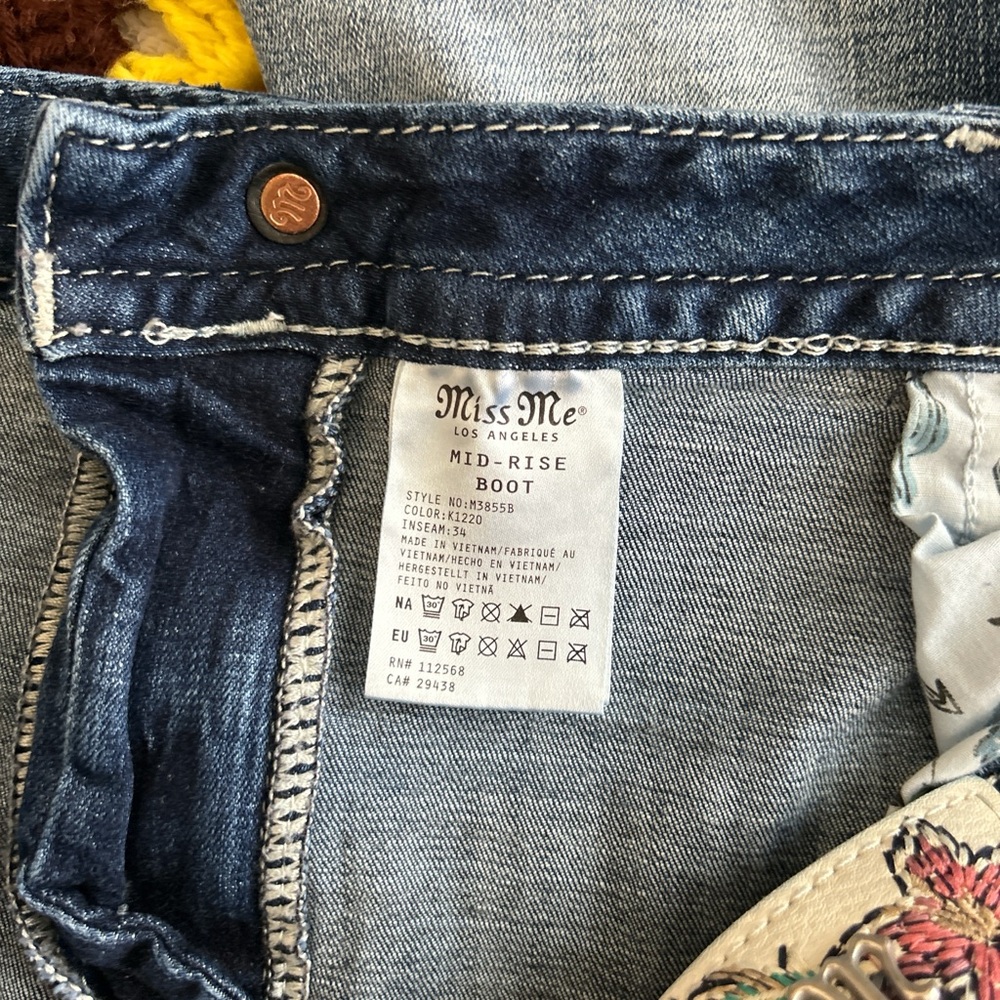 Navy Blue Miss Me Los Angeles Mid Rise Boot Cut Embroidered Floral Denim Jeans - Picture 6 of 6